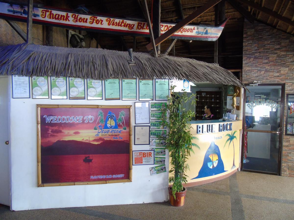 Blue Rock Resort Olongapo Exterior photo