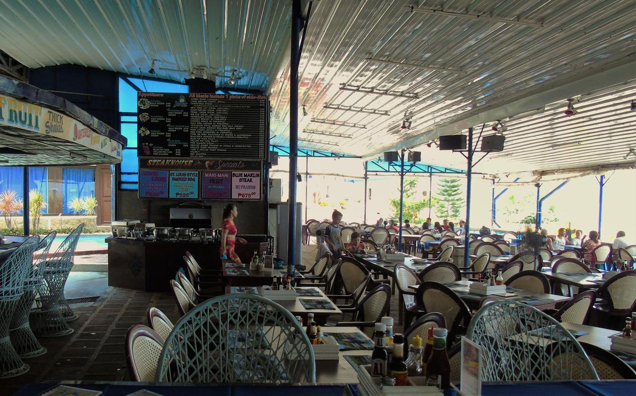 Blue Rock Resort Olongapo Exterior photo