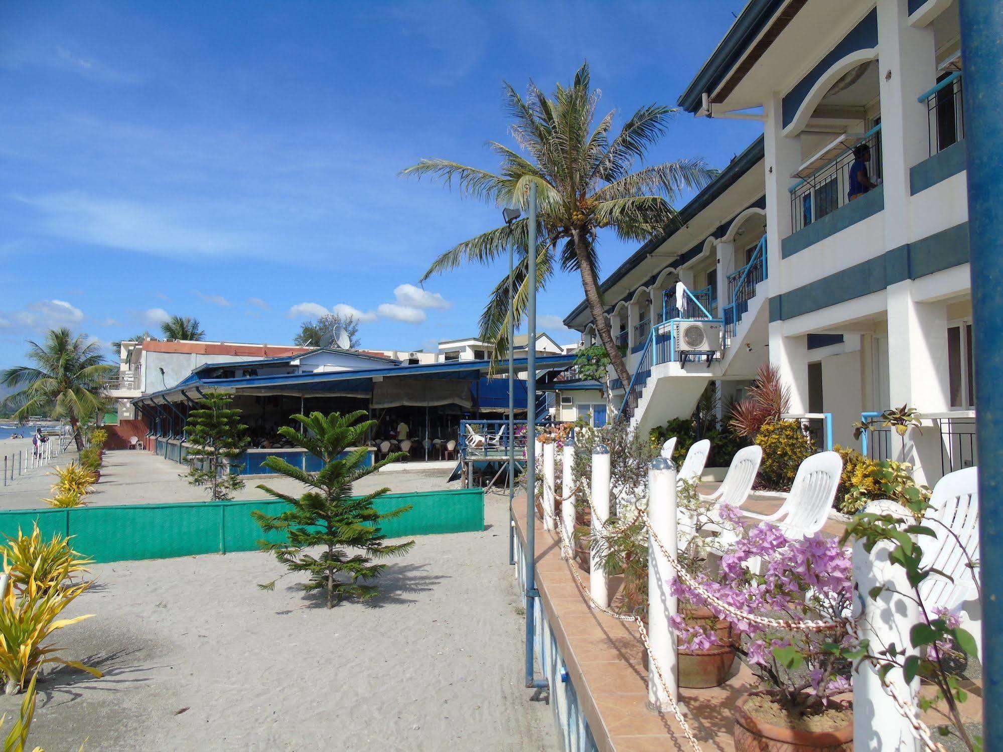 Blue Rock Resort Olongapo Exterior photo