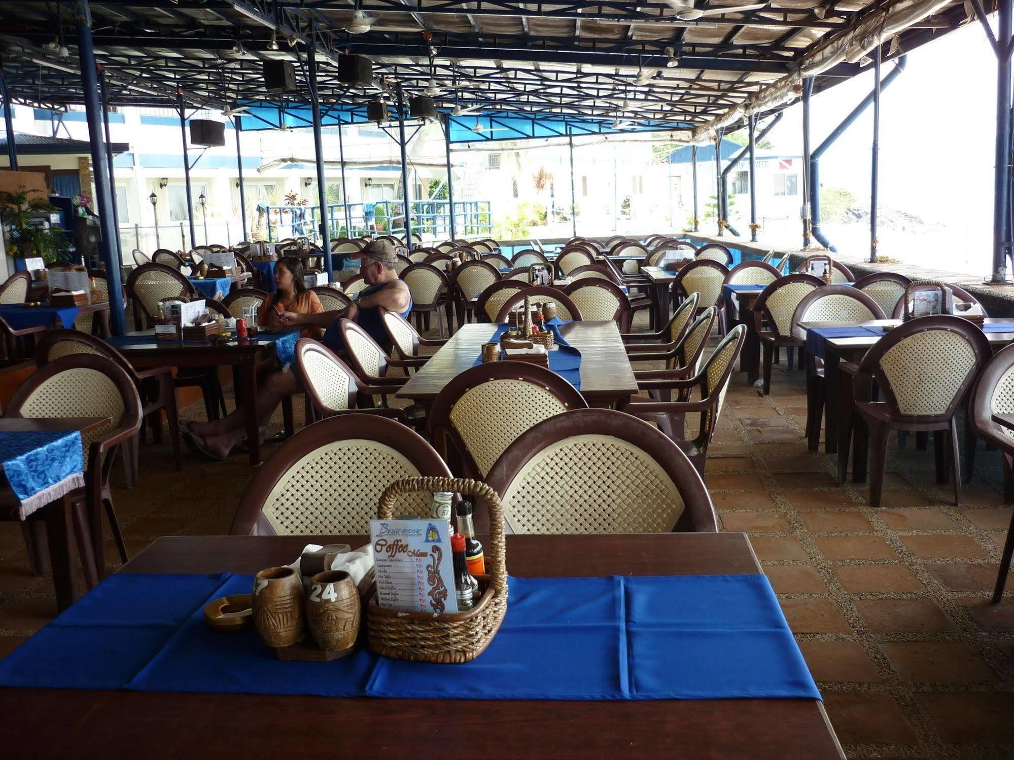 Blue Rock Resort Olongapo Exterior photo